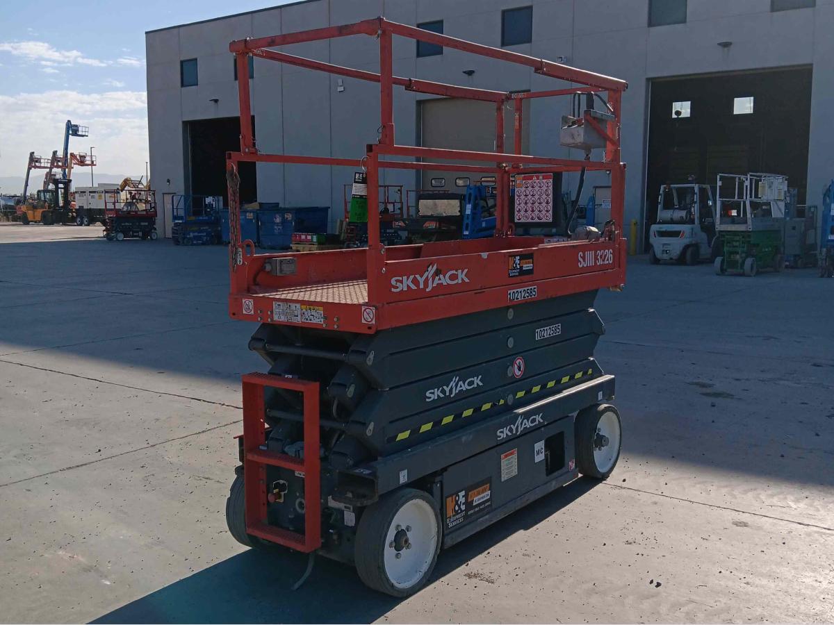 2017 Skyjack SJ3226-5