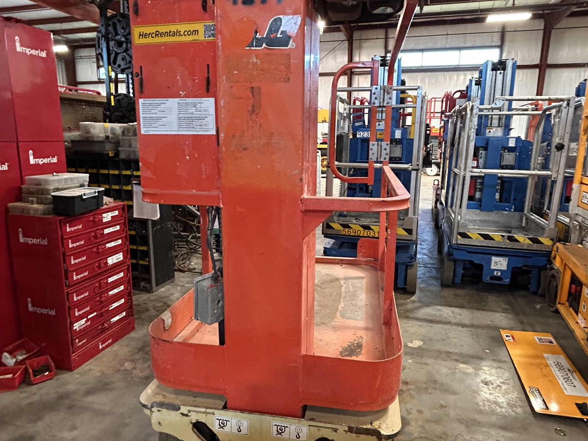 2014 JLG 1230ES-3