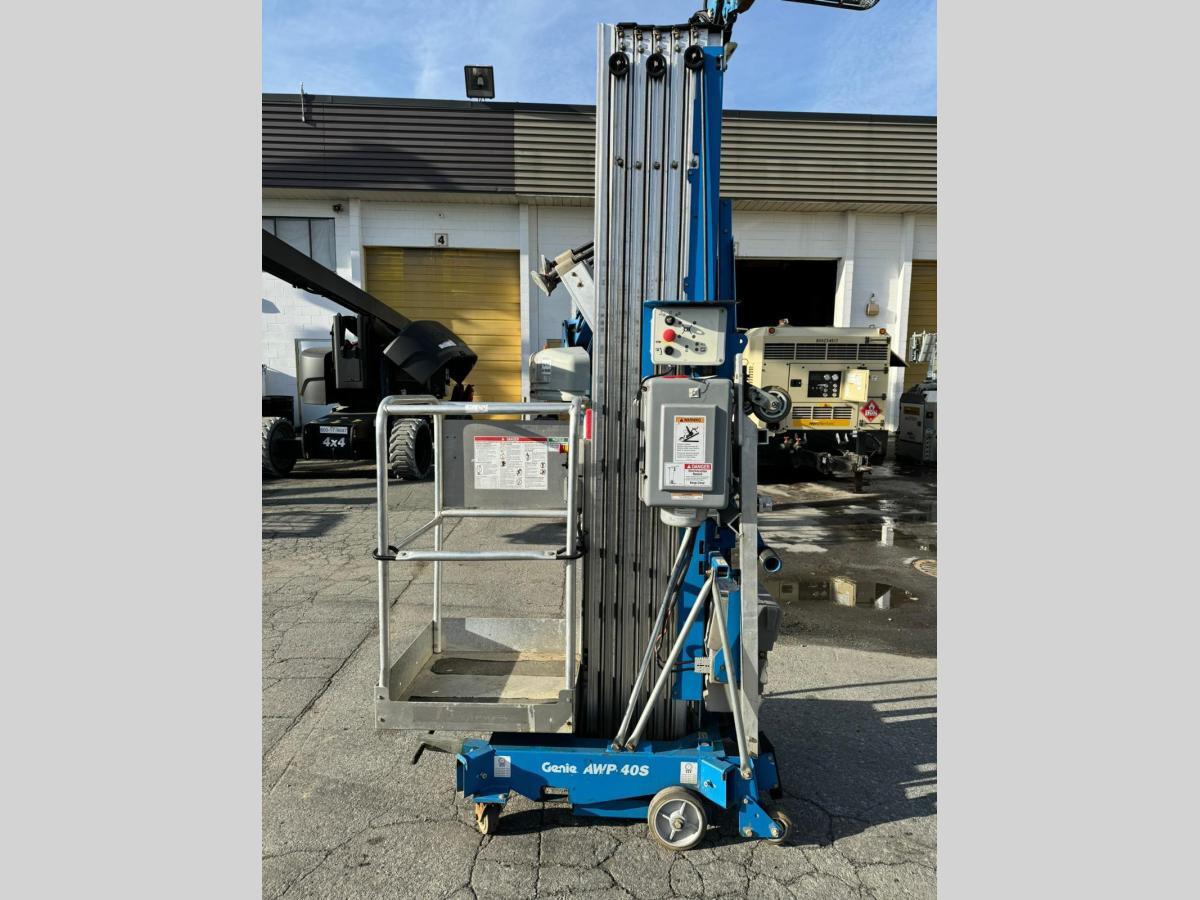 2018 Genie AWP-40S-5