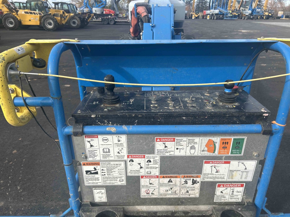 2018 Genie S-85-4