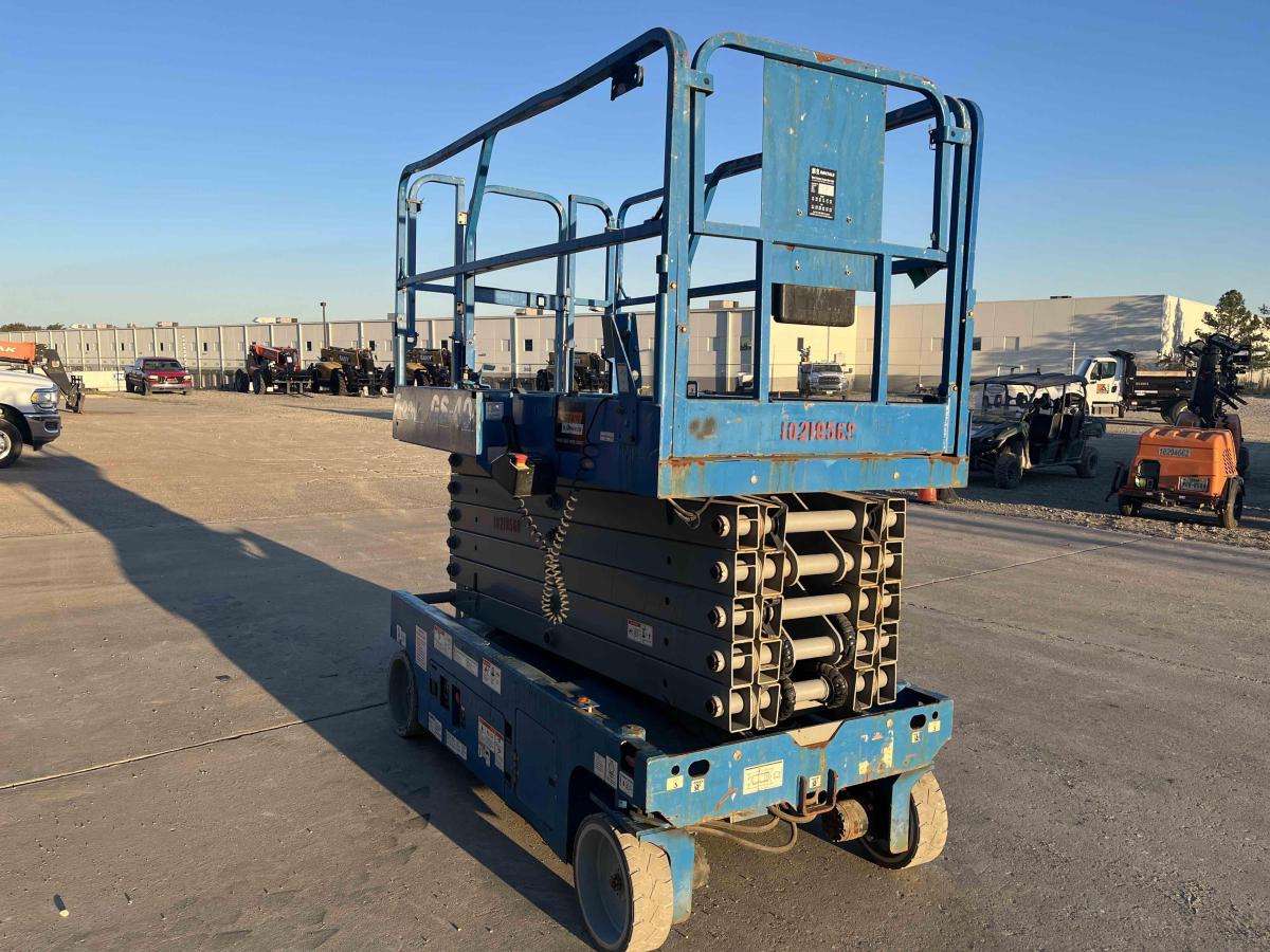 2017 Genie GS-4047