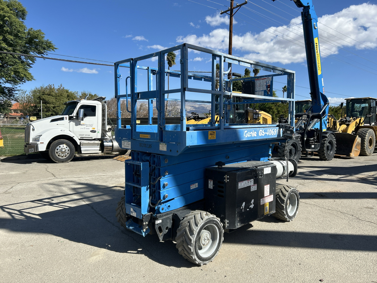 2016 Genie GS-4069 RT