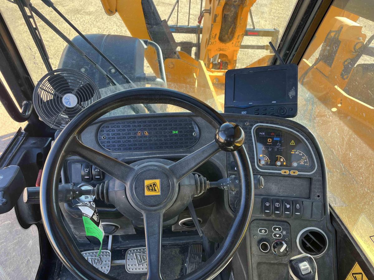 2017 JCB 510-56