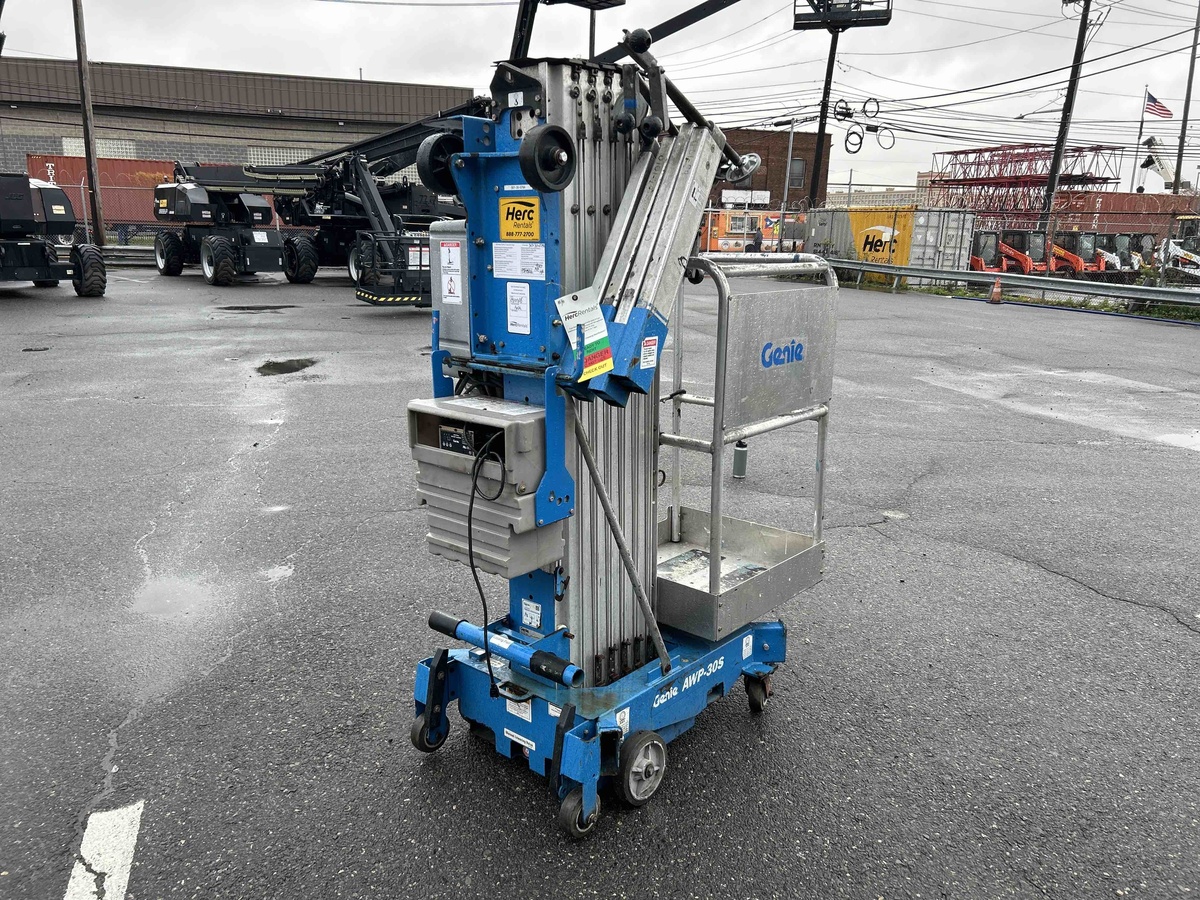 2018 Genie AWP-30S-3