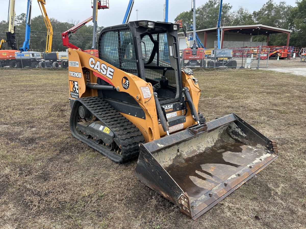 2022 Case TR310B-2