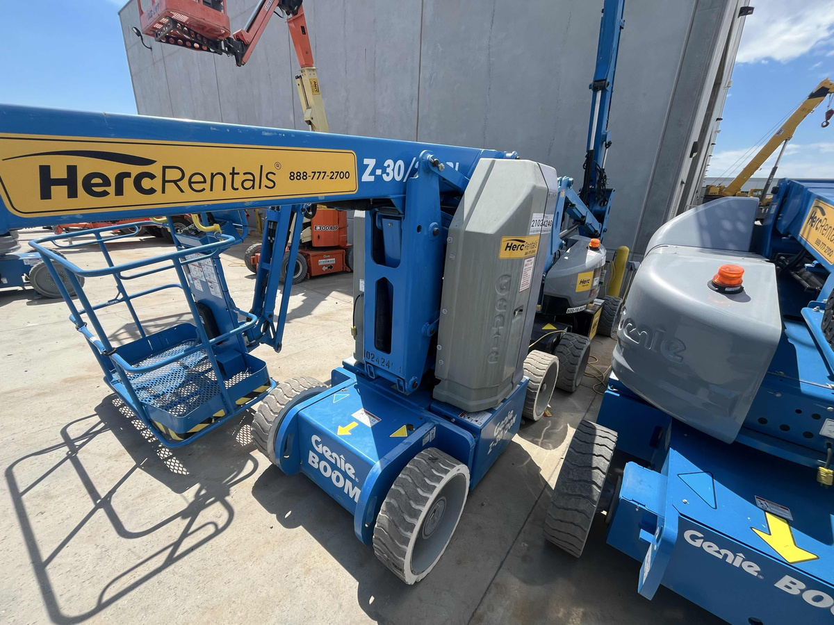 2018 Genie Z-30/20N RJ-2