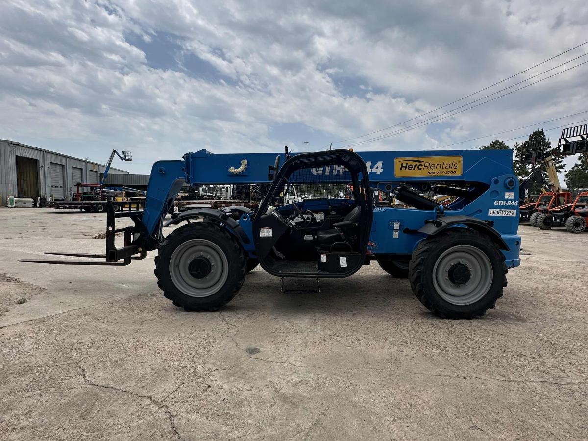 2019 Genie GTH 844