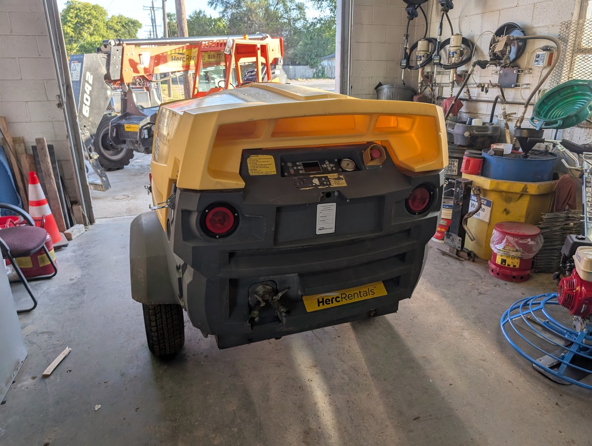 2018 Atlas Copco XAS 400-2