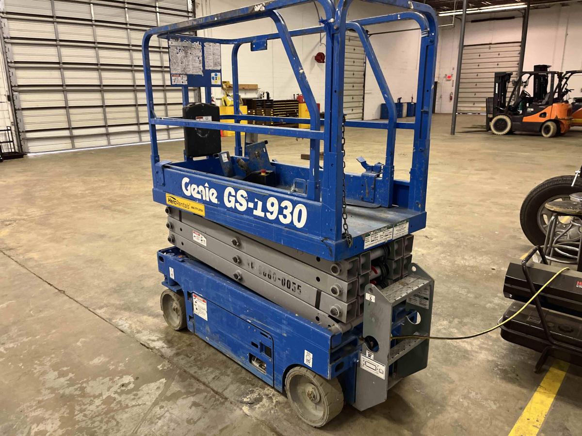 2018 Genie GS-1930
