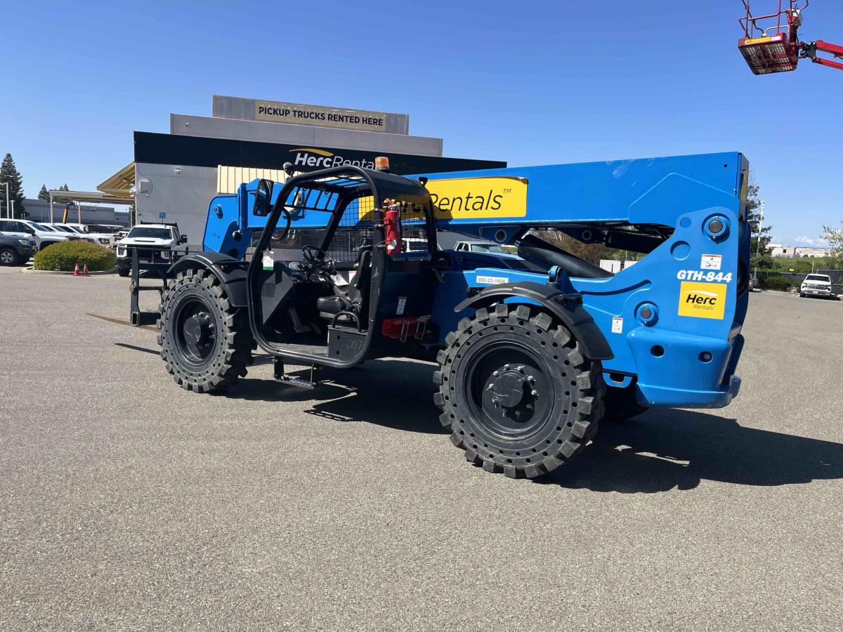 2018 Genie GTH 844-6
