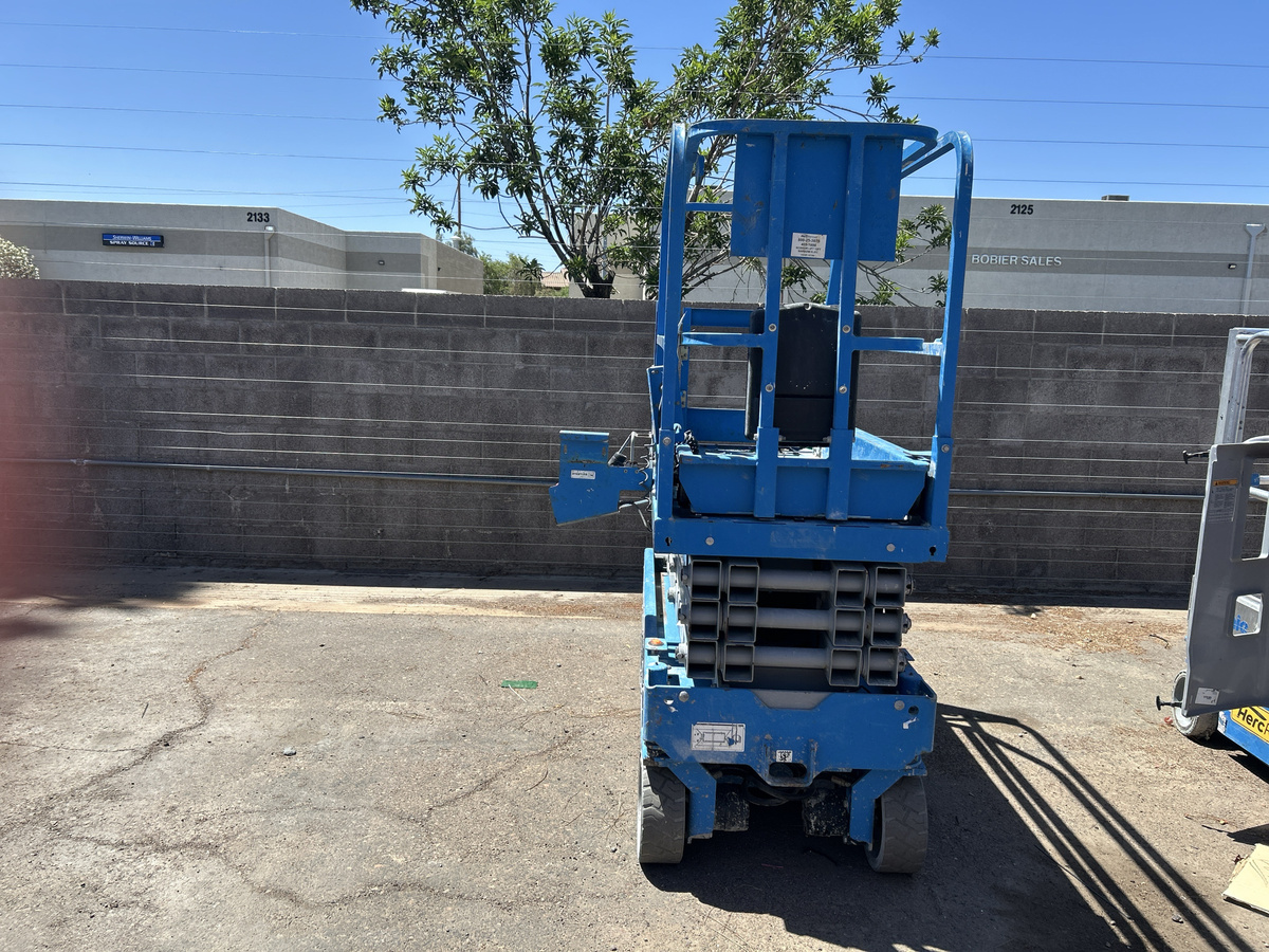 2019 Genie GS-1930