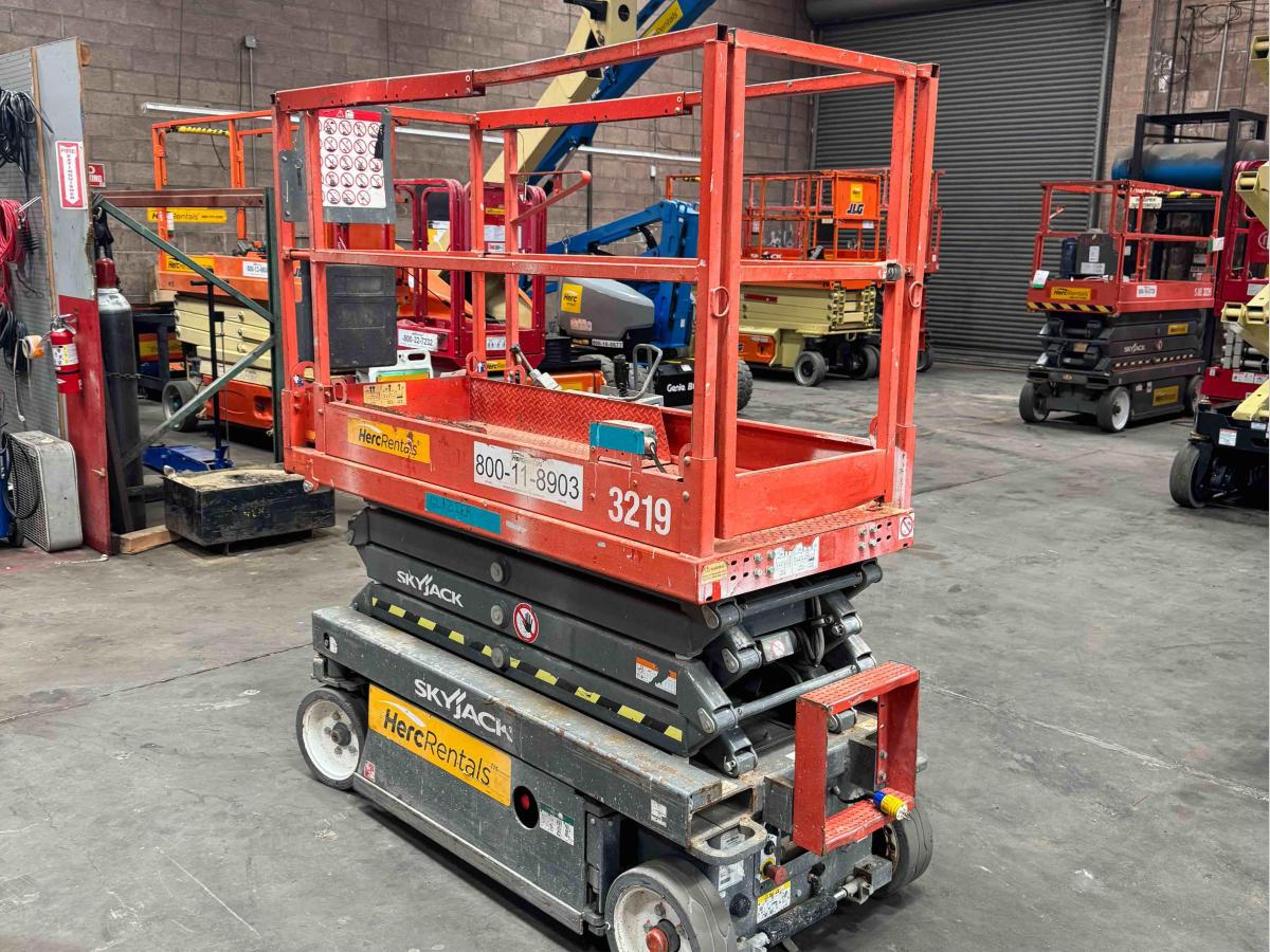 2016 Skyjack SJ3219