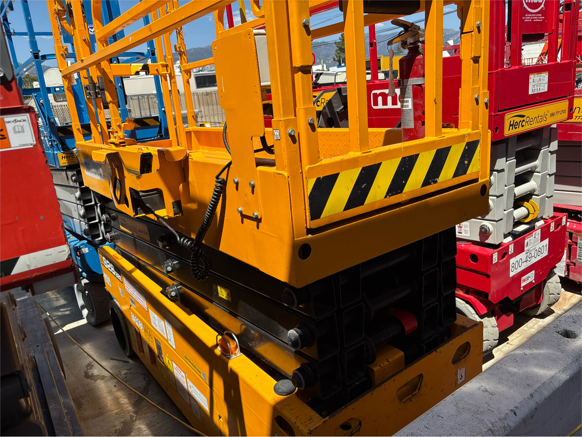 2023 JCB S2632E-8