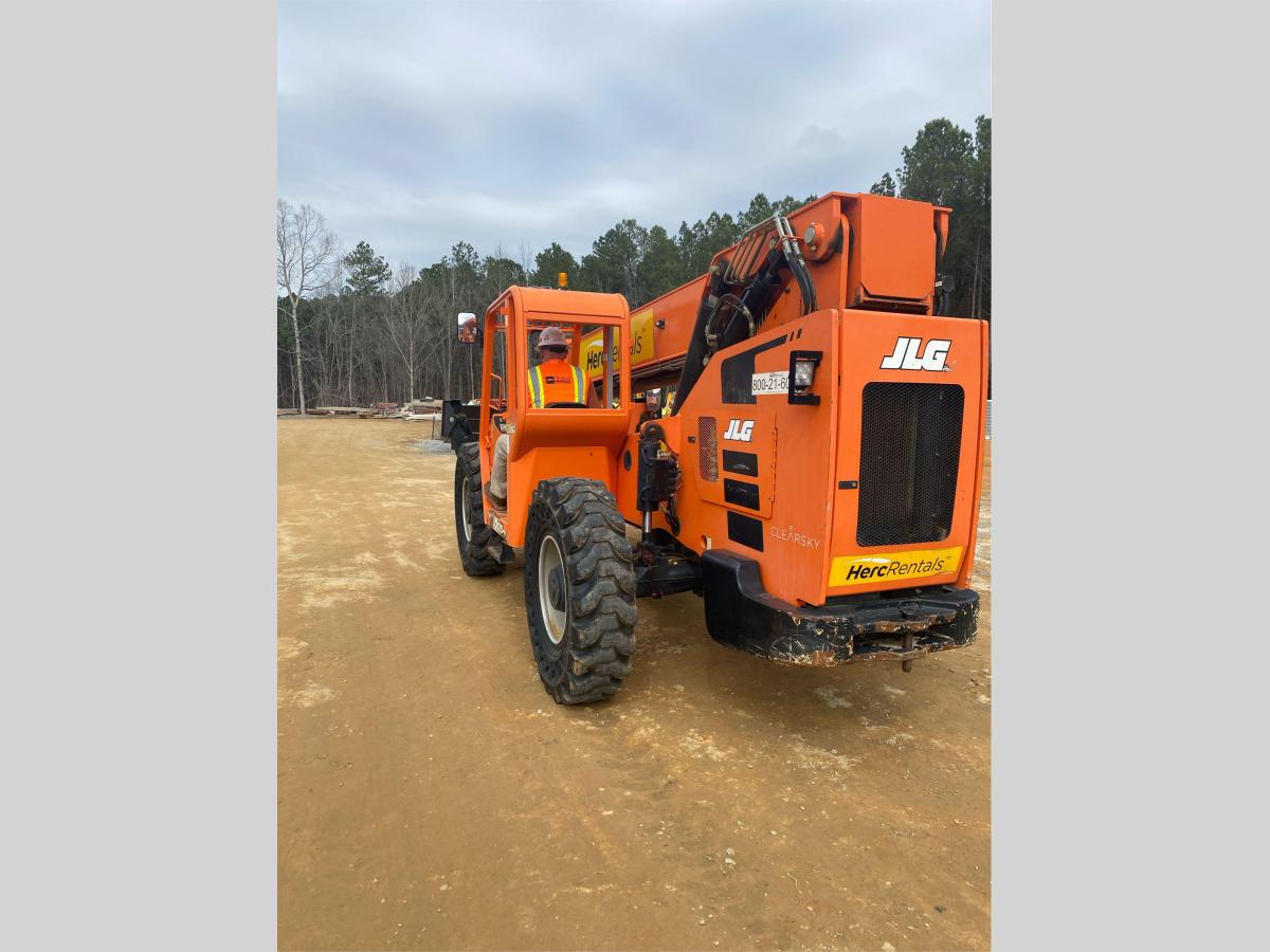 2018 SkyTrak 10054