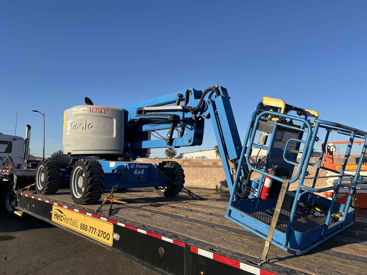 2018 Genie Z-45/25J RT