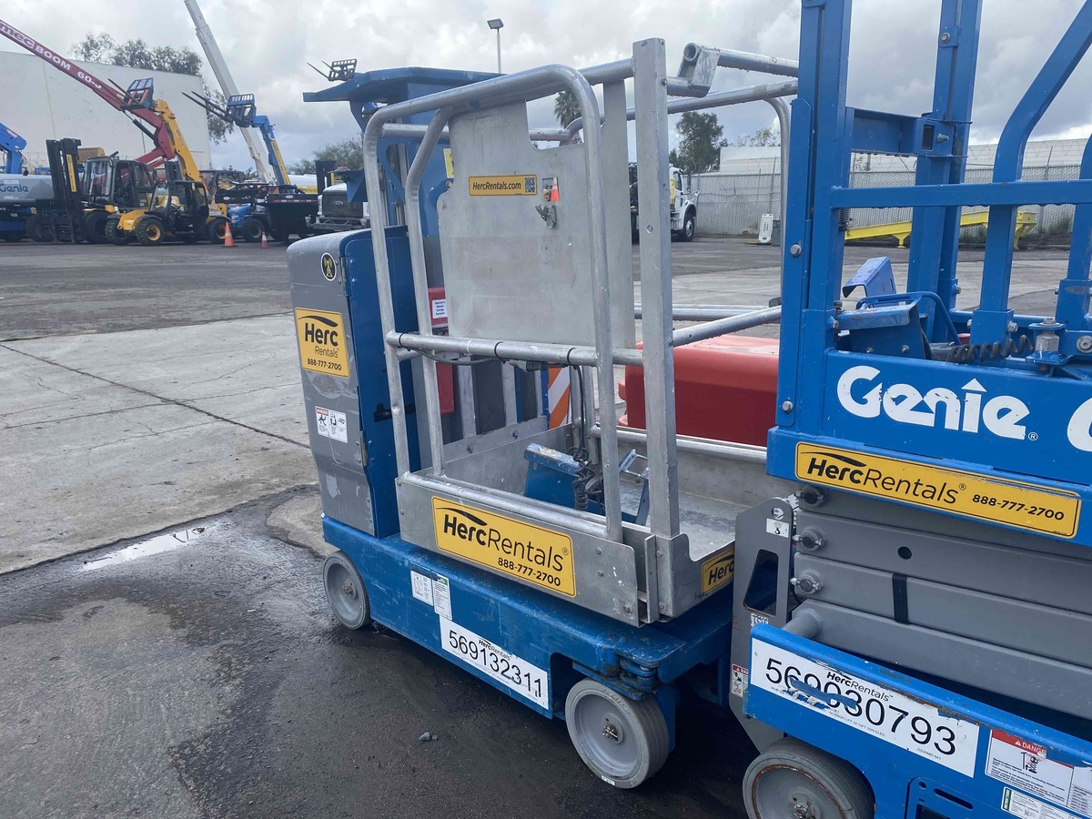 2018 Genie GR-12-2