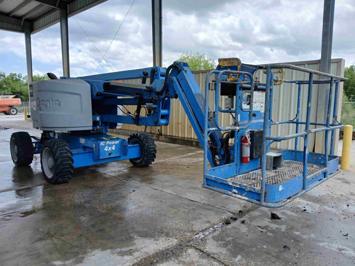 2017 Genie Z-45/25 RT