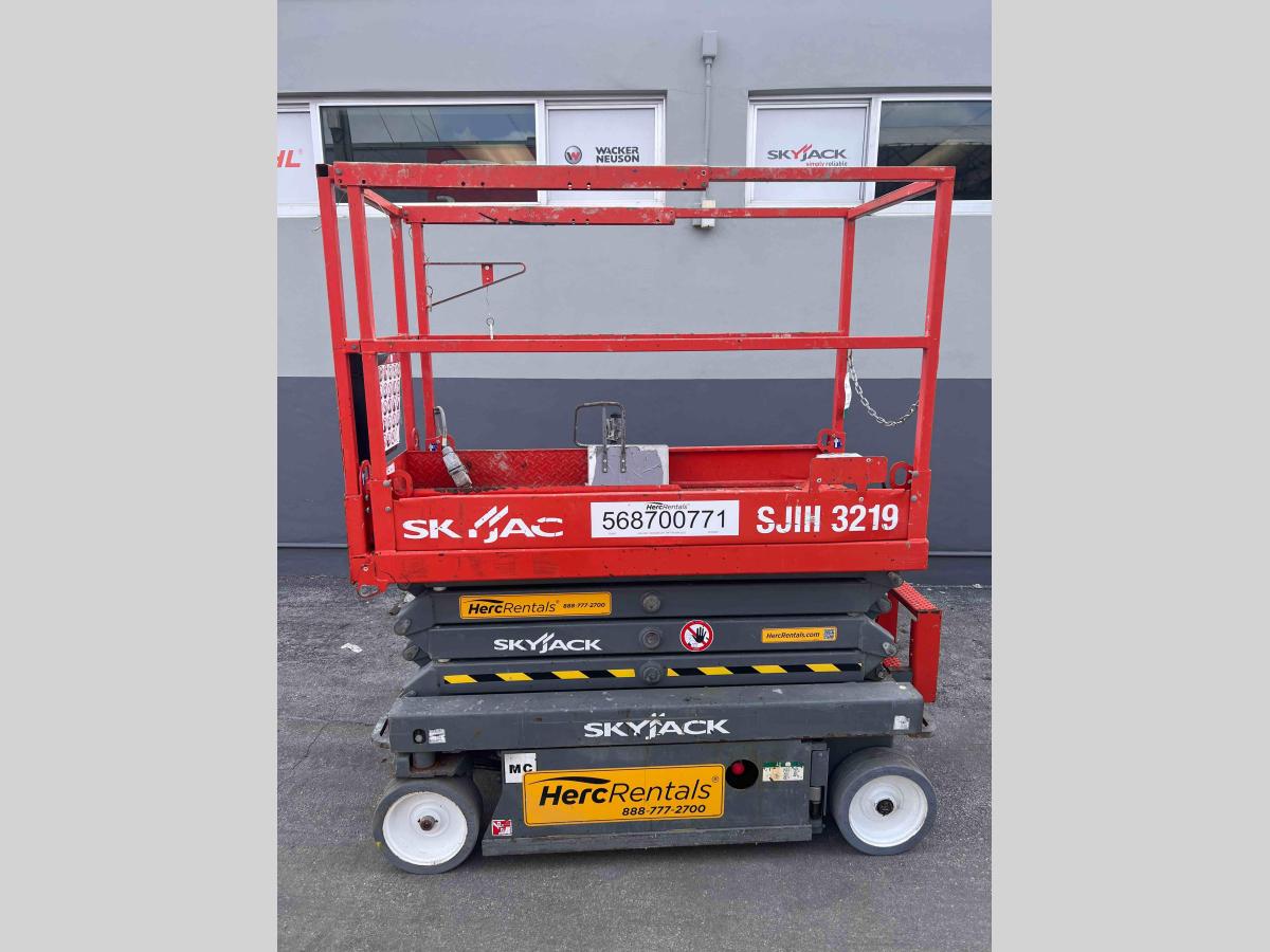 2017 Skyjack SJ3219