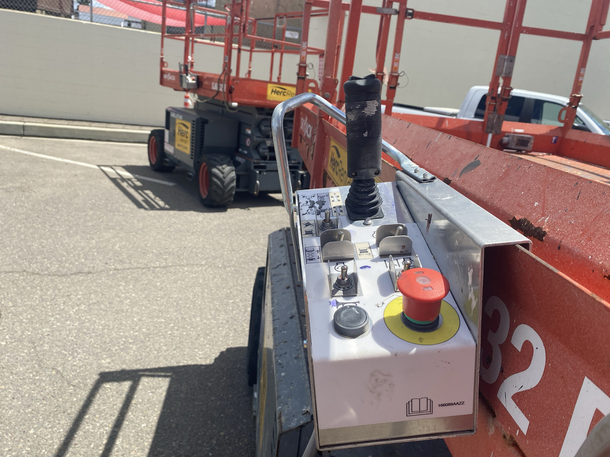 2019 Skyjack SJ-6832RT-7