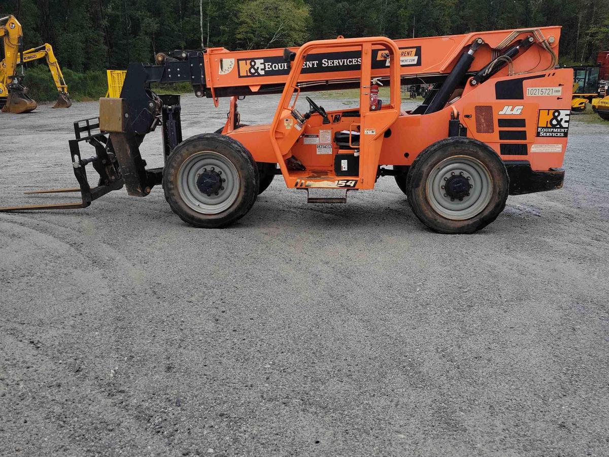 2017 SkyTrak 10054