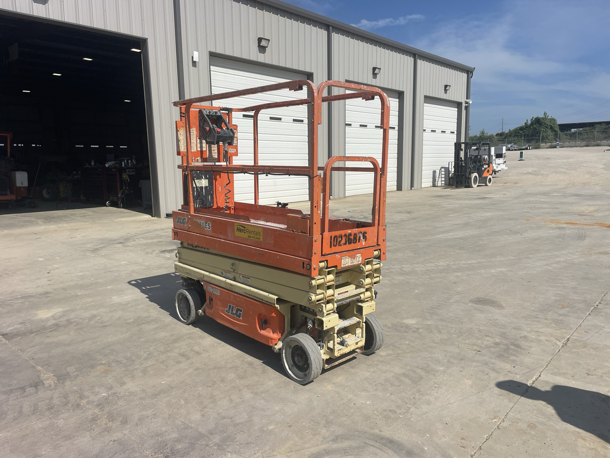 2018 JLG 1930ES
