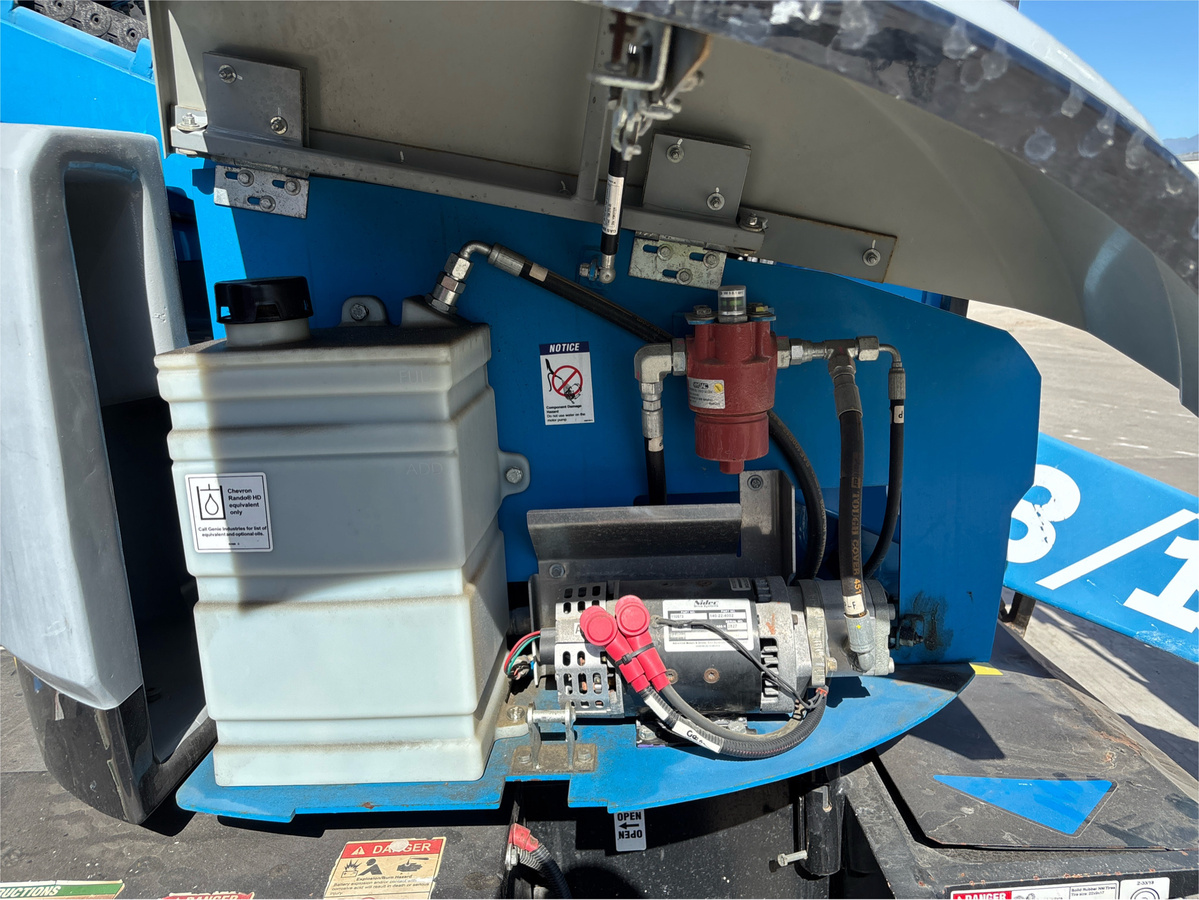 2017 Genie Z-33/18-3