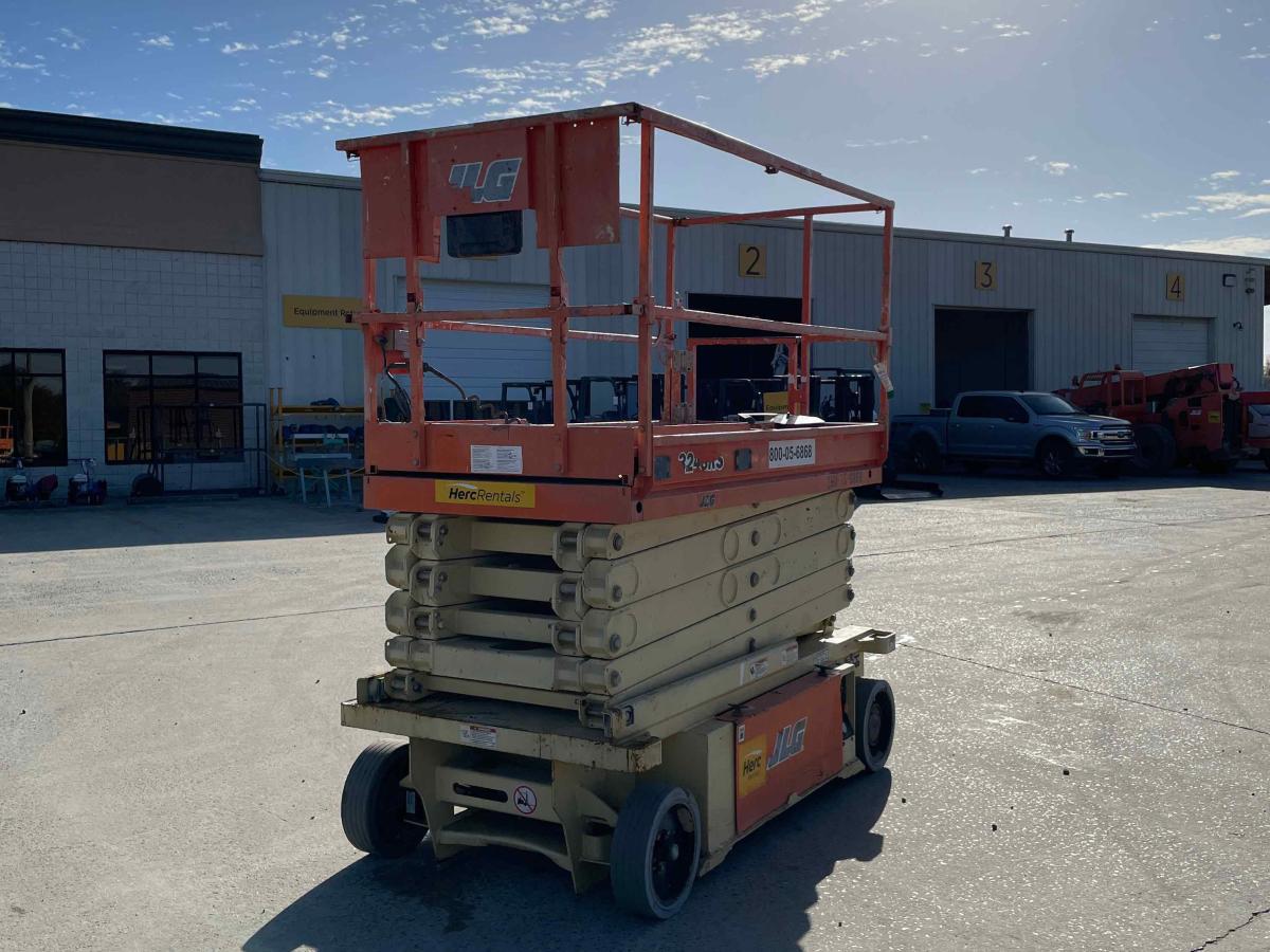 2015 JLG 3248RS