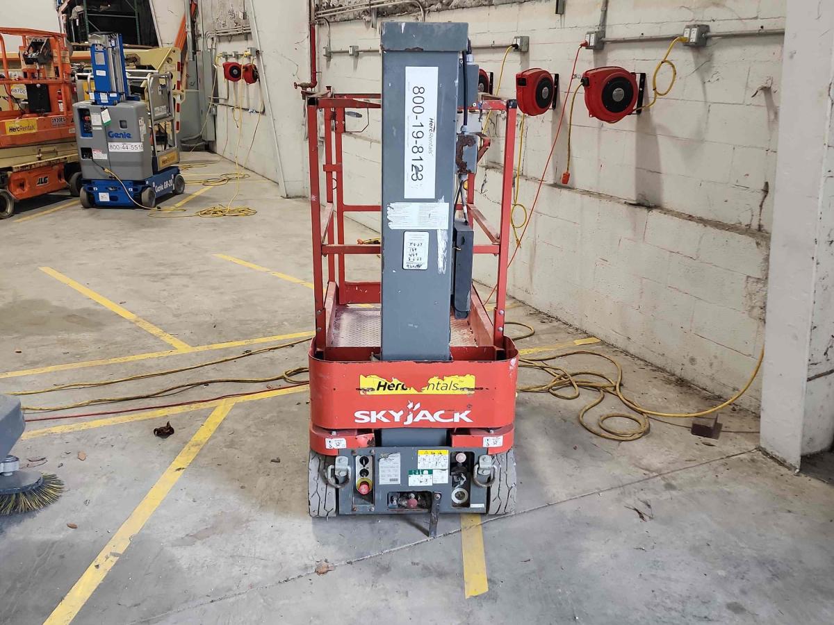 2018 Skyjack SJ12