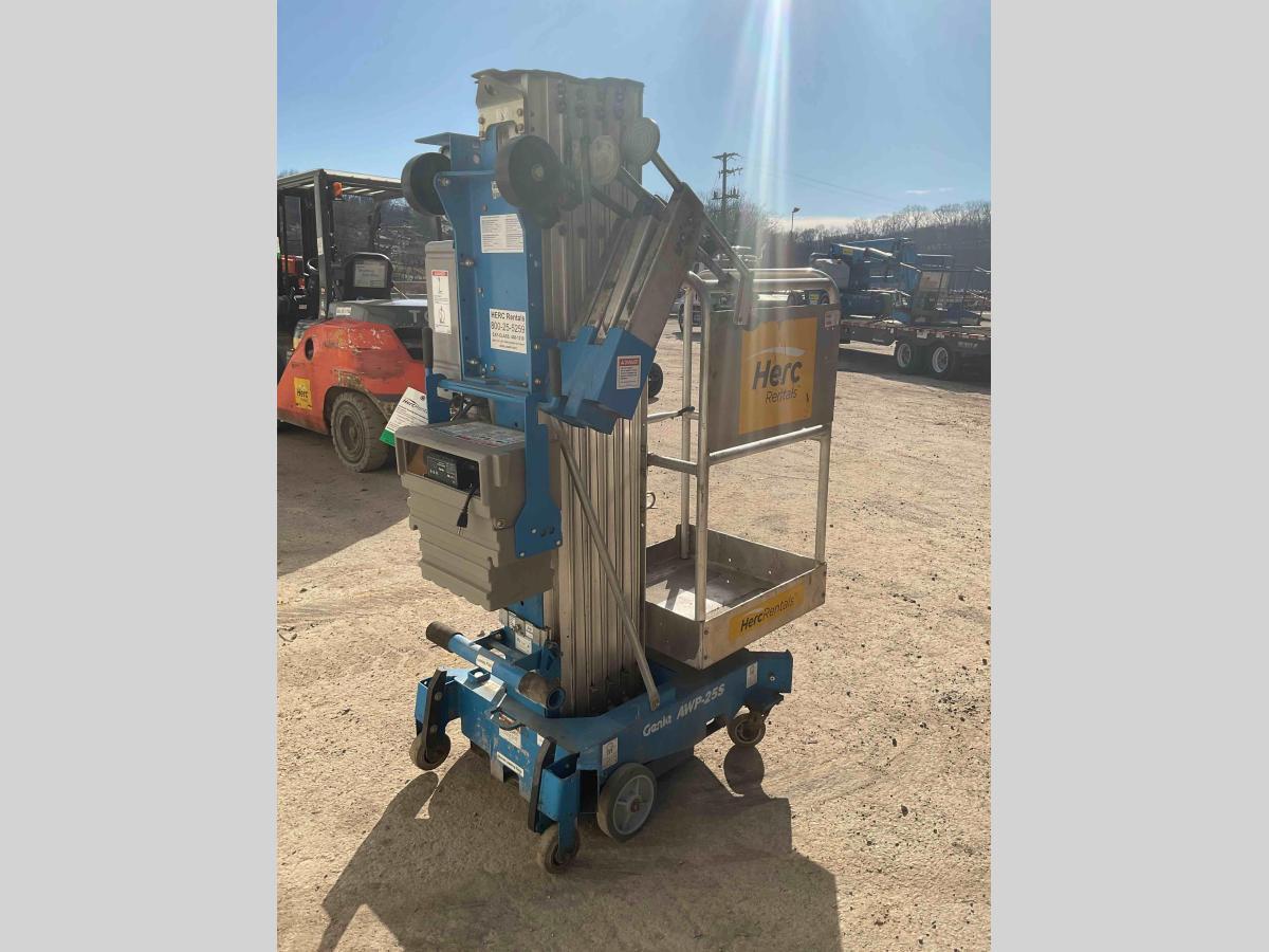 2019 Genie AWP-25S-3