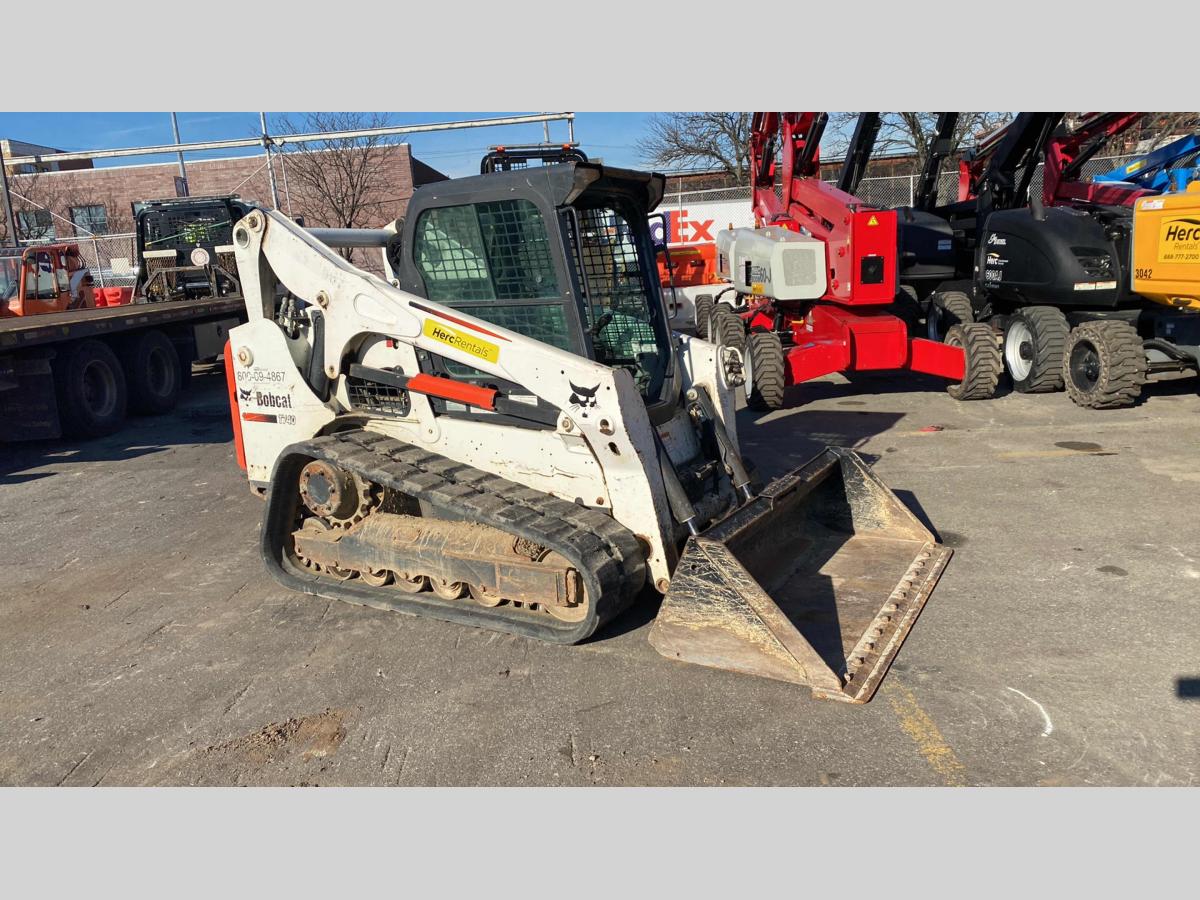 2016 Bobcat T740