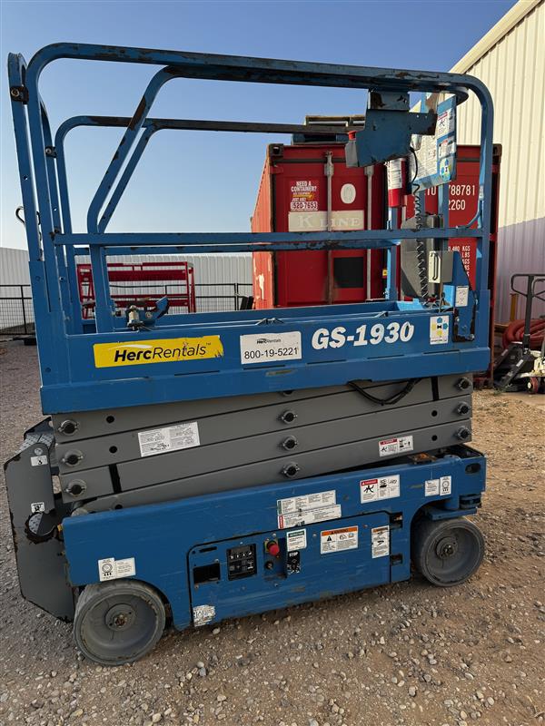 2018 Genie GS-1930