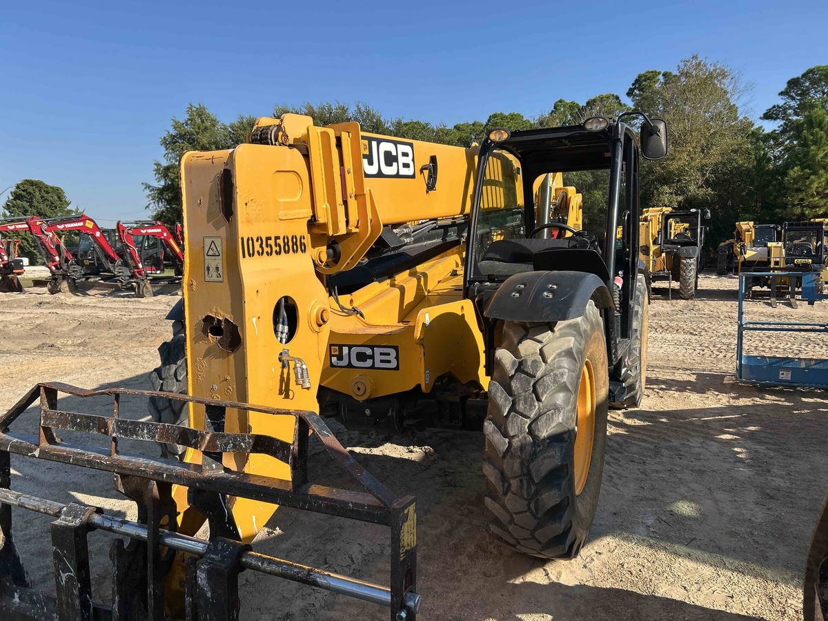 2022 JCB 507-42-1