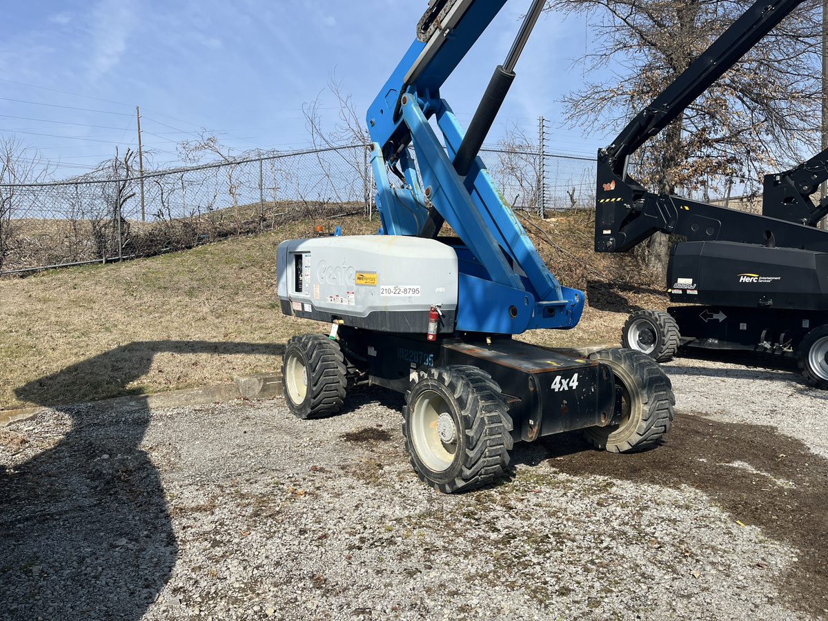 2017 Genie S-80