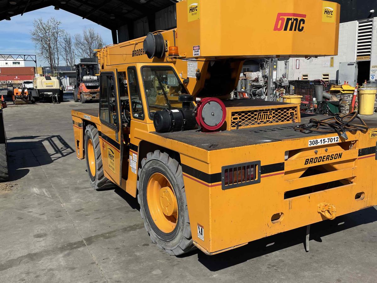 2005 Broderson IC803G-4