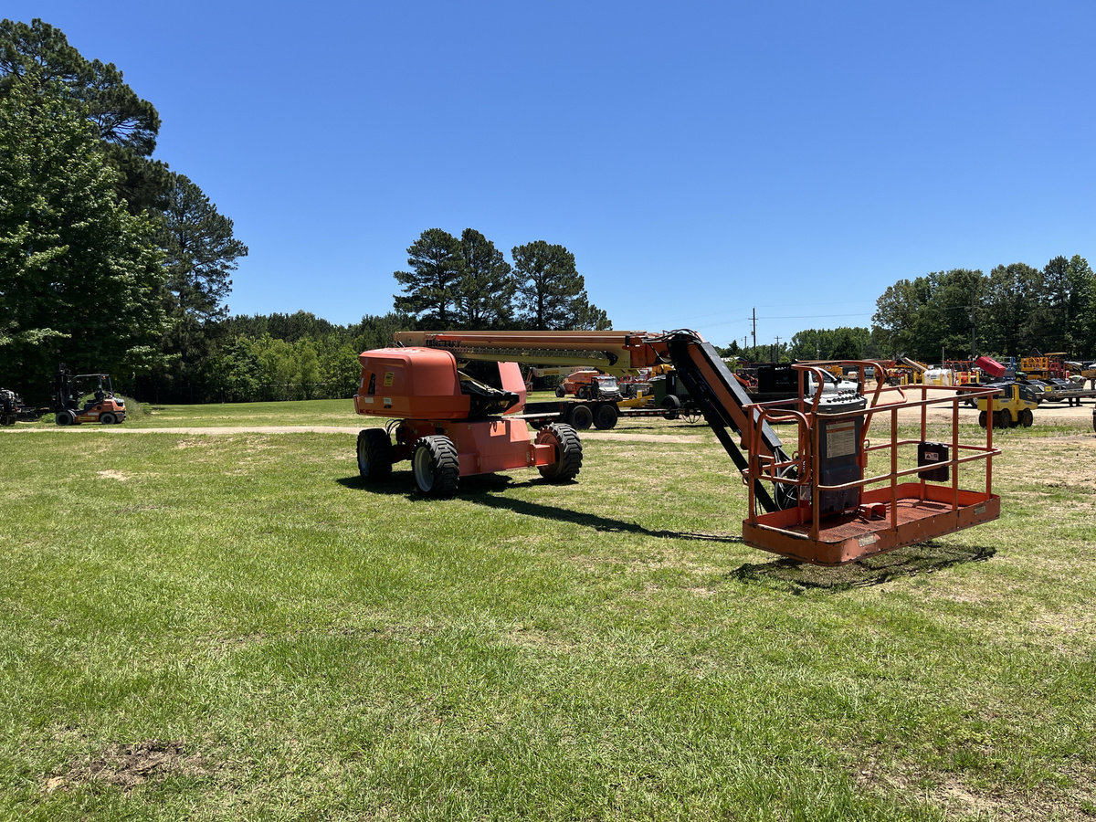 2018 JLG 660SJ-4