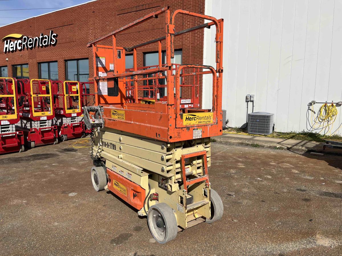 2016 JLG 2632ES