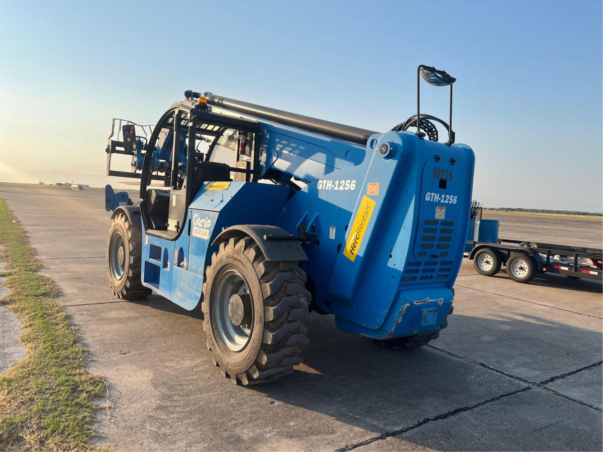 2019 Genie GTH-1256