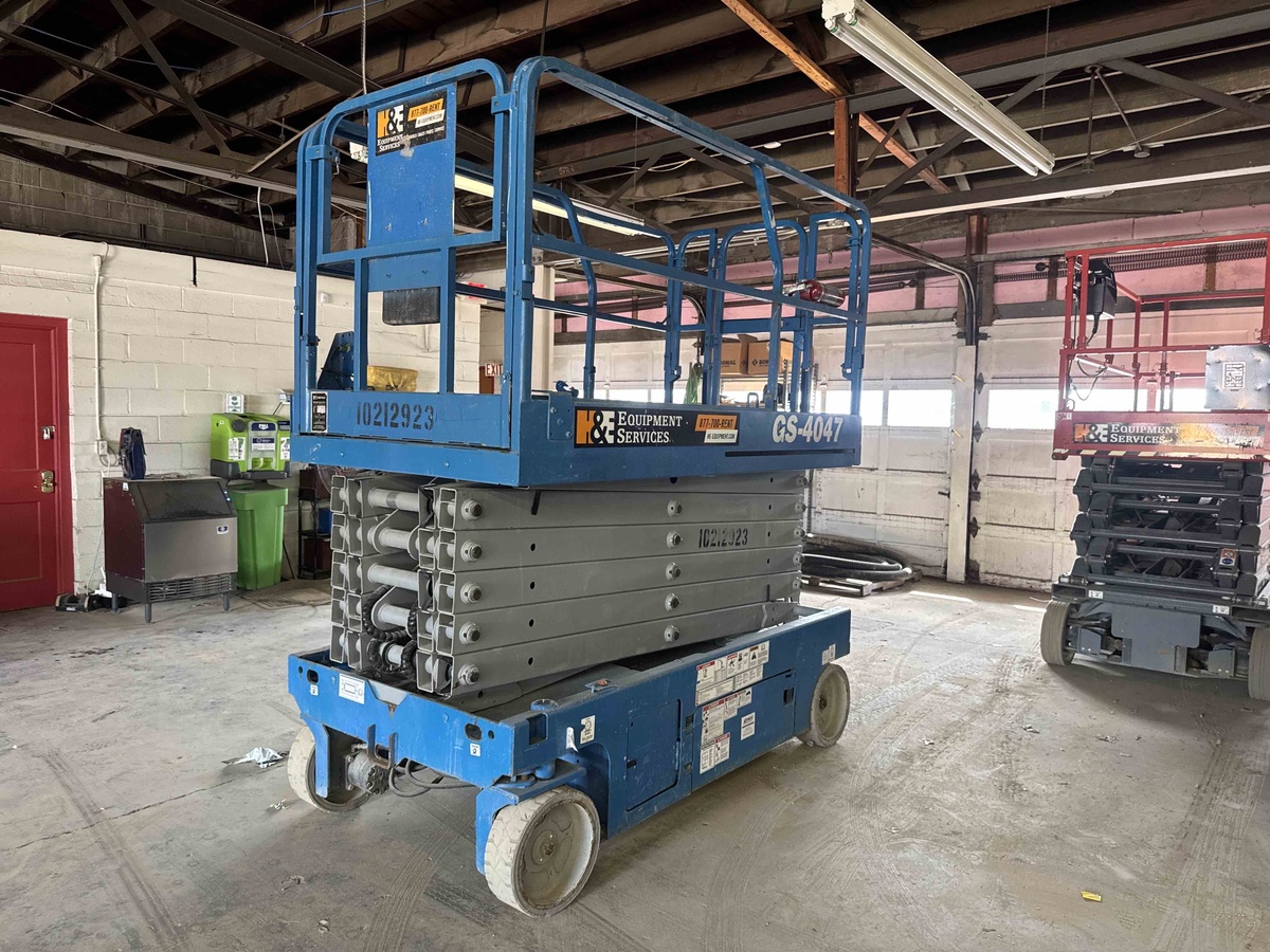 2017 Genie GS-4047-6