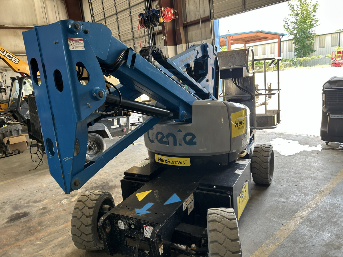 2017 Genie Z-33/18-4