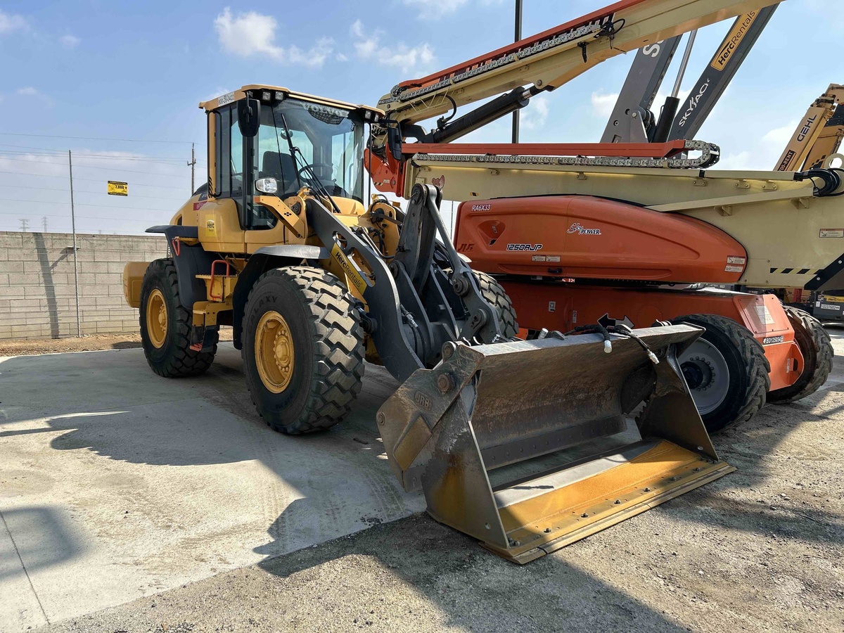 2020 Volvo L70H