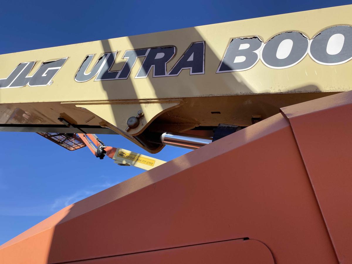 2016 JLG 1200SJP