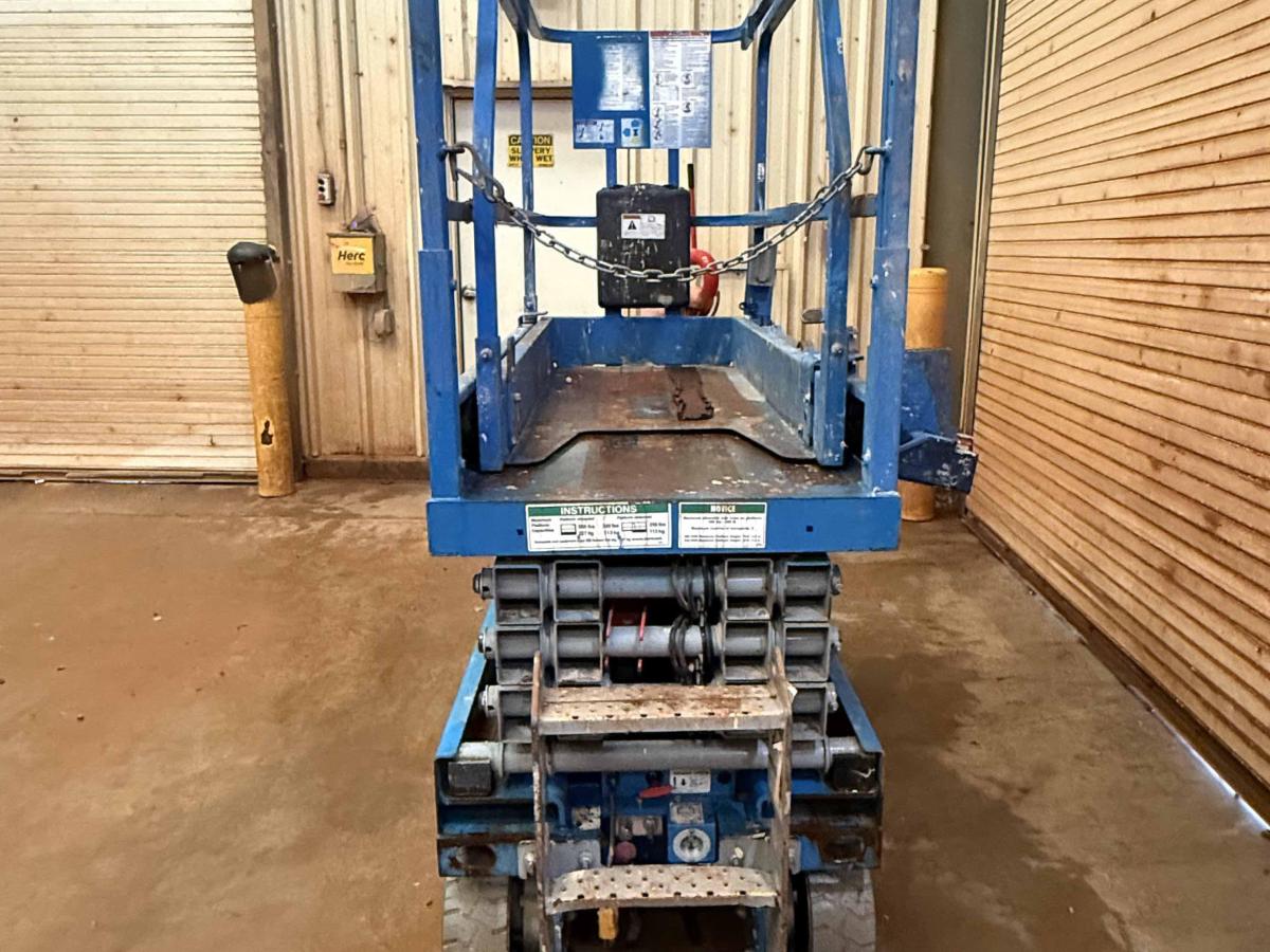2018 Genie GS-1930