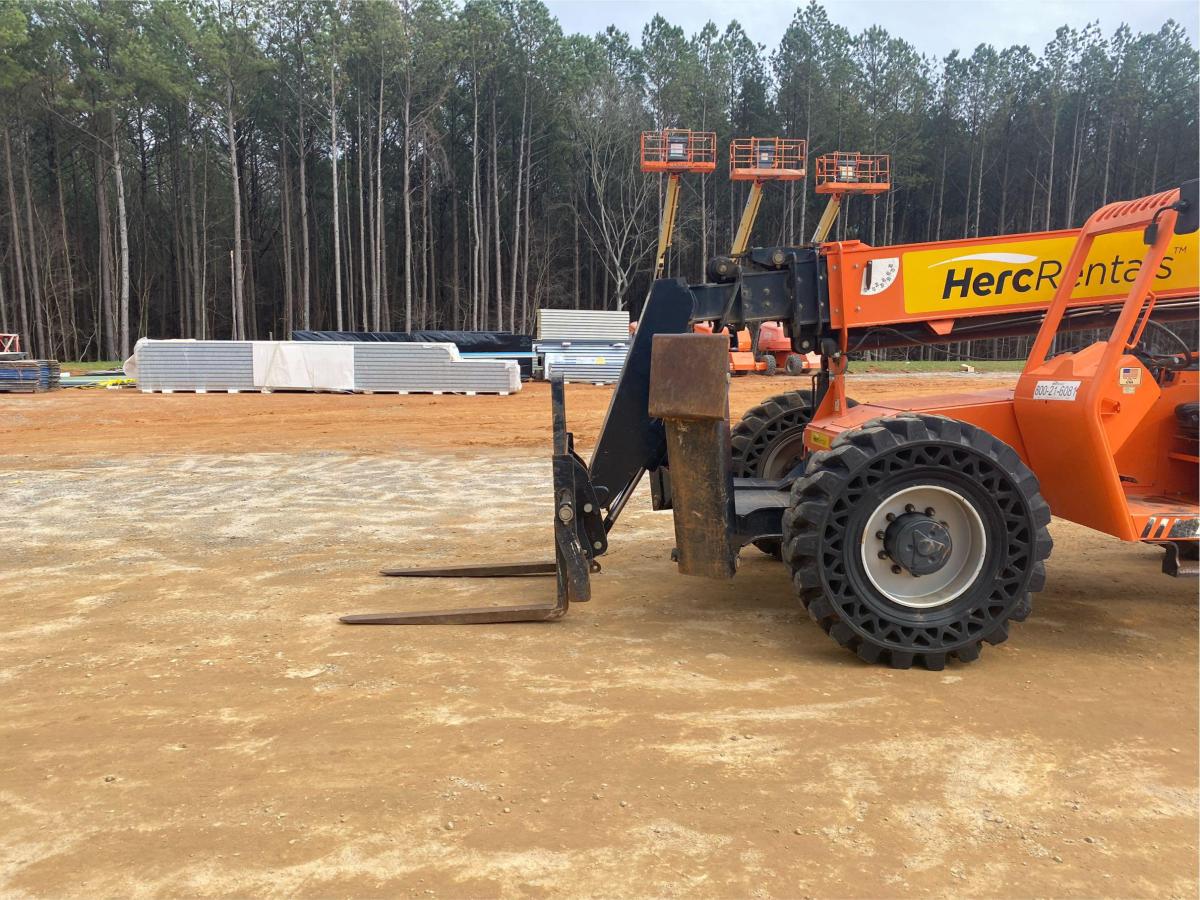 2018 SkyTrak 10054