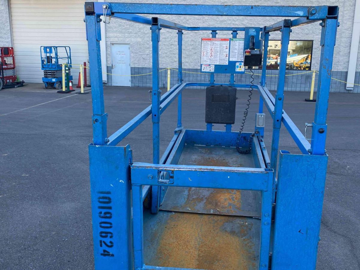 2016 Genie GS-2632