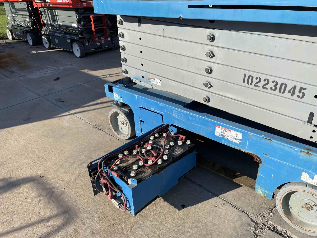 2017 Genie GS-4047-2