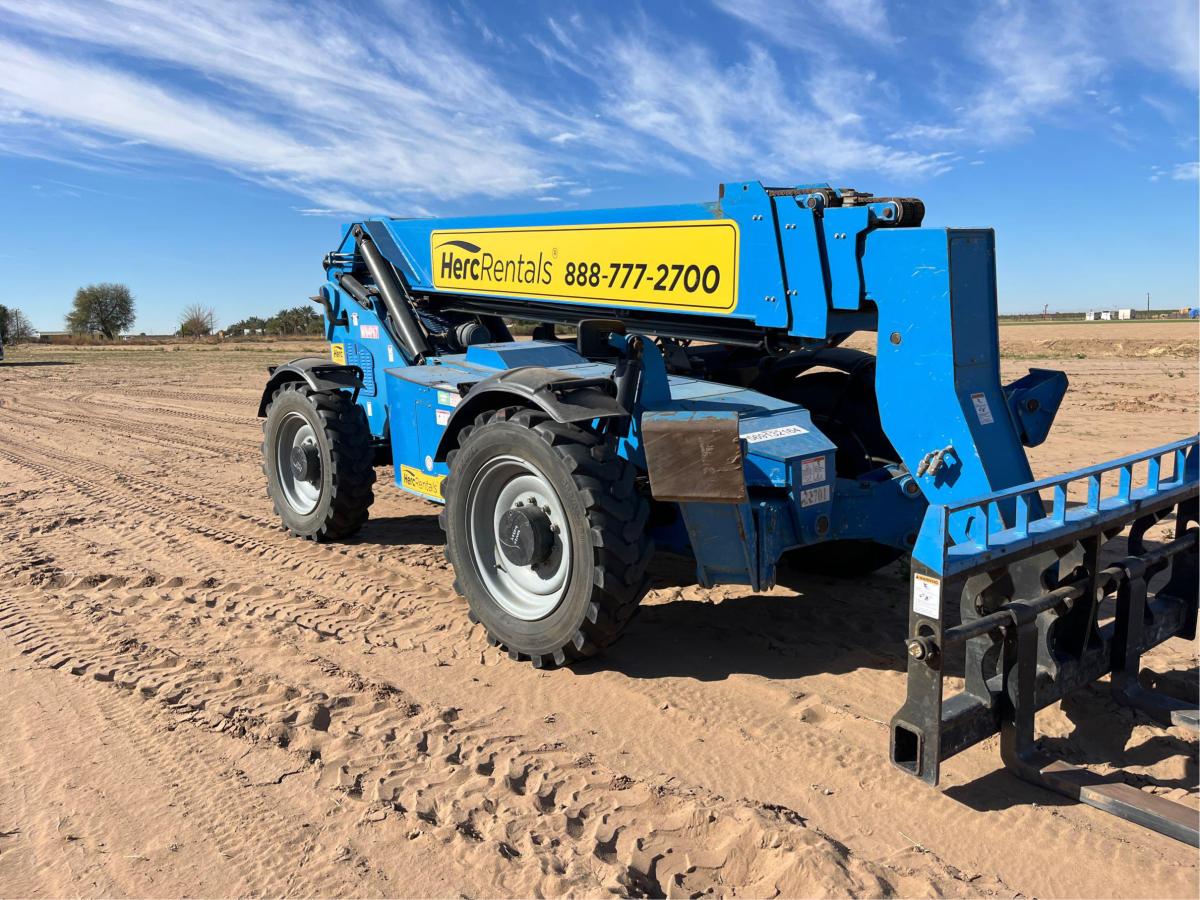 2017 Genie GTH-1056