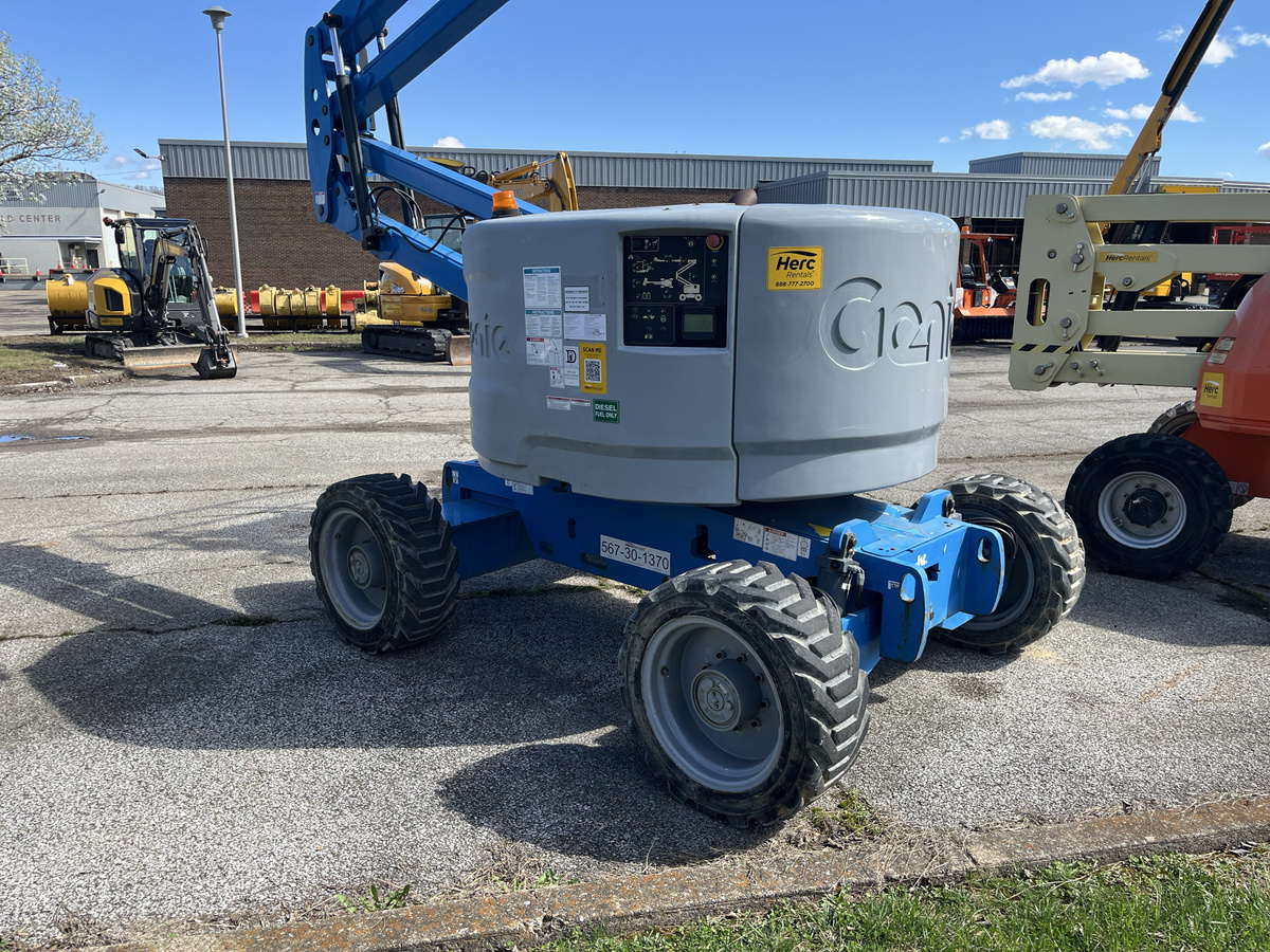 2018 Genie Z-45/25J RT-4