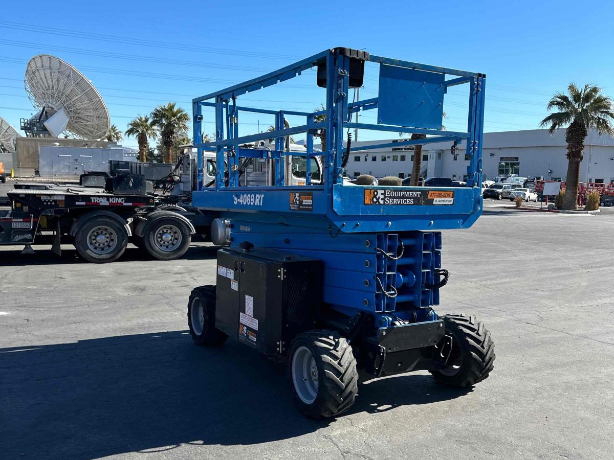 2016 Genie GS-4069 RT