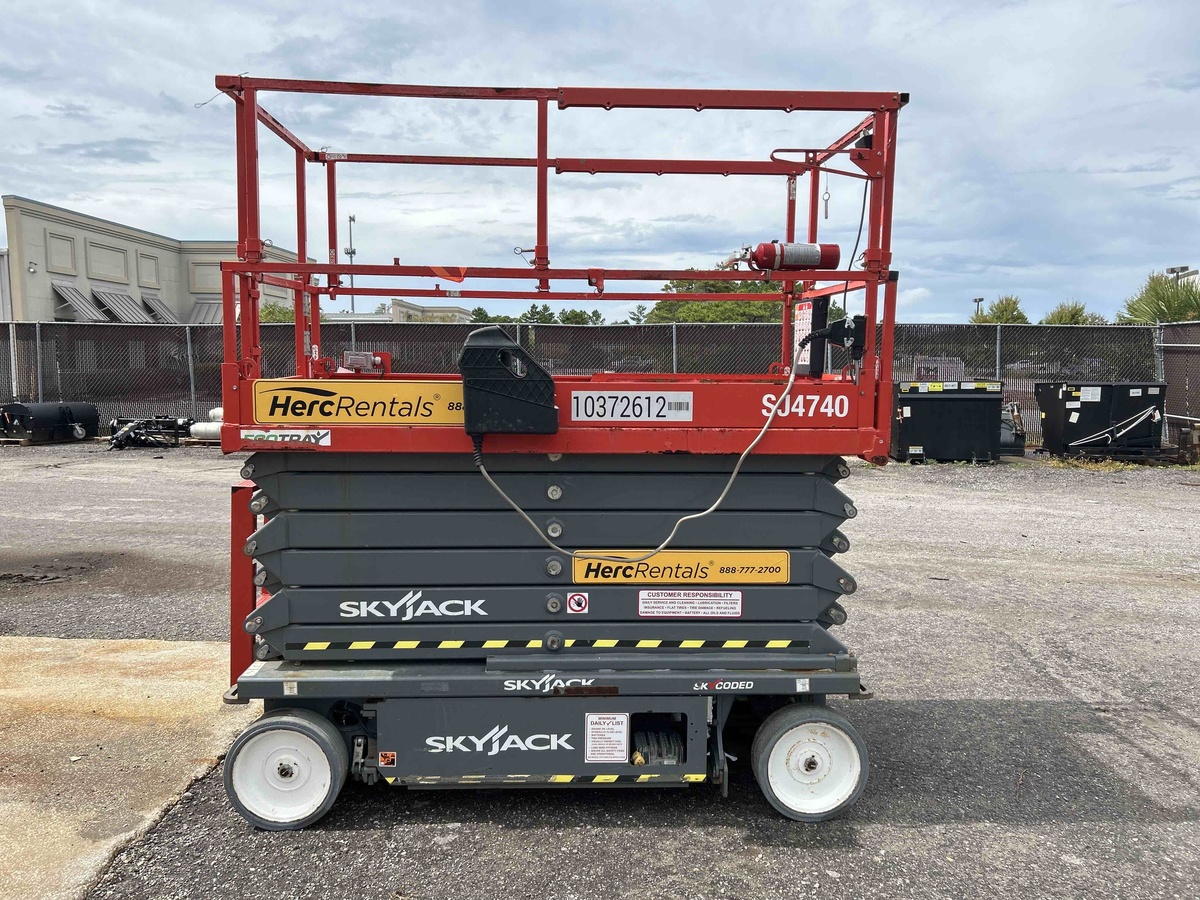 2022 Skyjack SJ4740-4