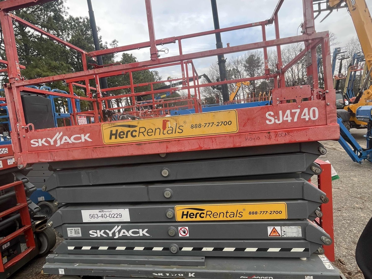 2020 Skyjack SJ4740-2